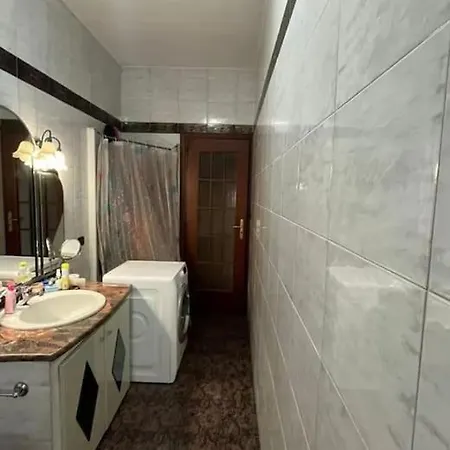 Vicino Il Treno